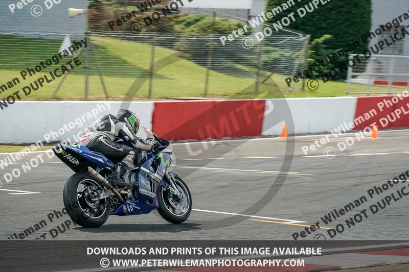 donington no limits trackday;donington park photographs;donington trackday photographs;no limits trackdays;peter wileman photography;trackday digital images;trackday photos